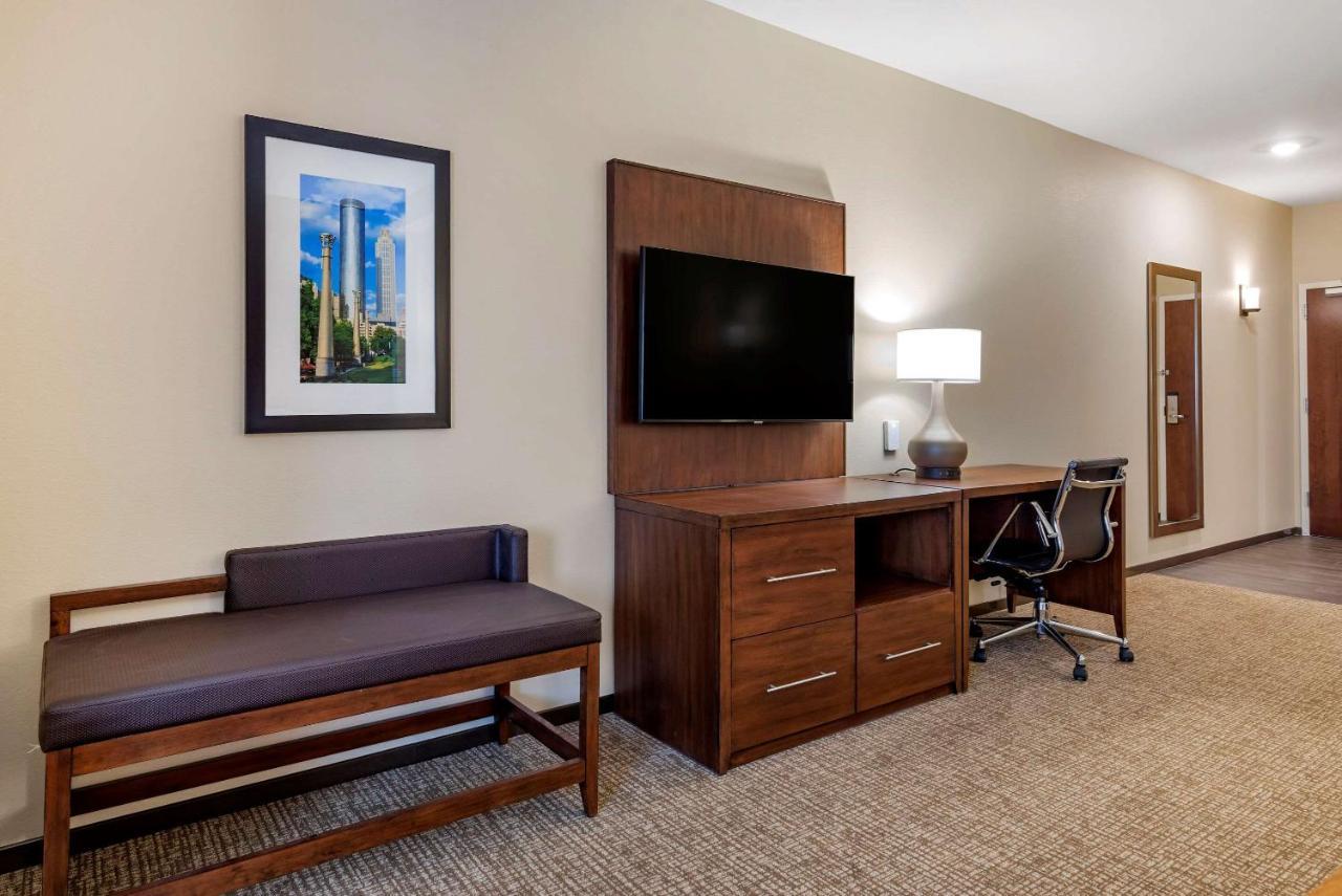 Comfort Suites نيونان المظهر الخارجي الصورة