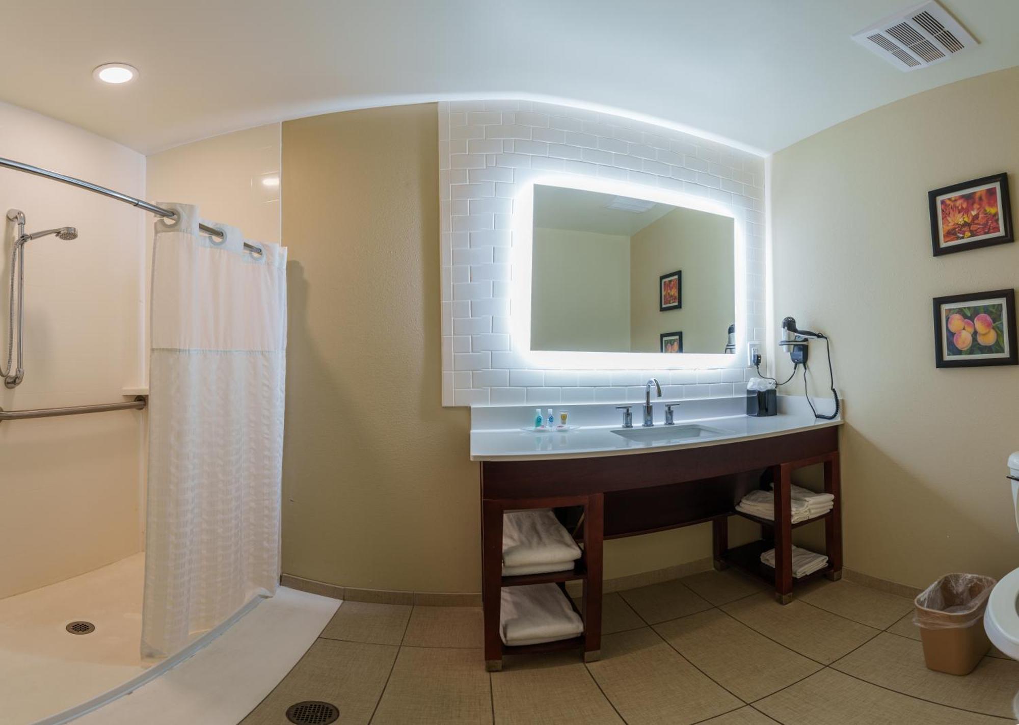 Comfort Suites نيونان المظهر الخارجي الصورة